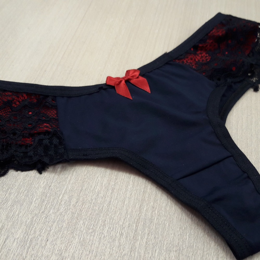 Calcinha Sabrina em Poliamida  Preto/ Rubi