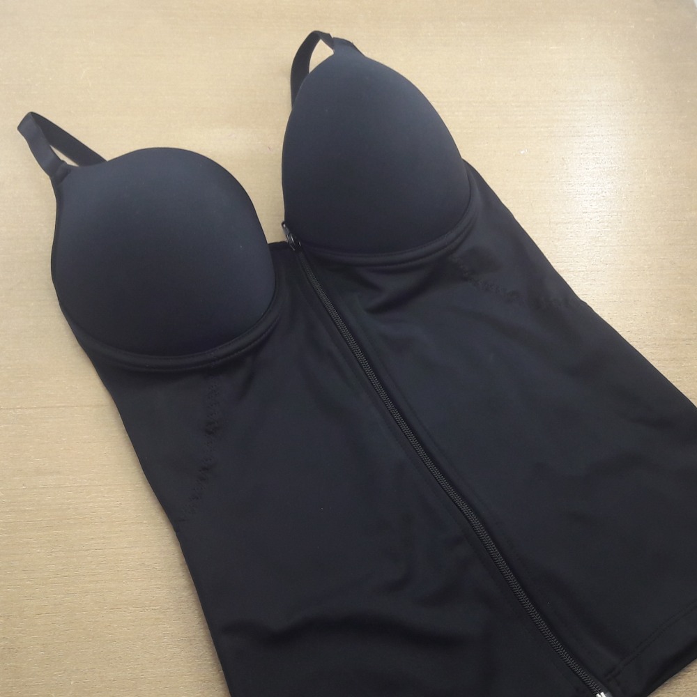 Corpete com Bojo e Zper  Preto