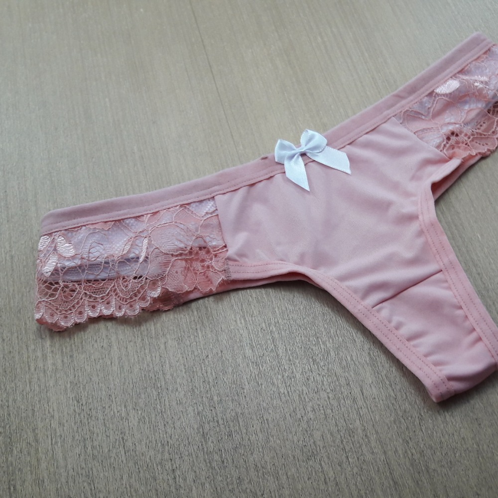 Calcinha Sabrina em Poliamida  Romance/Branco