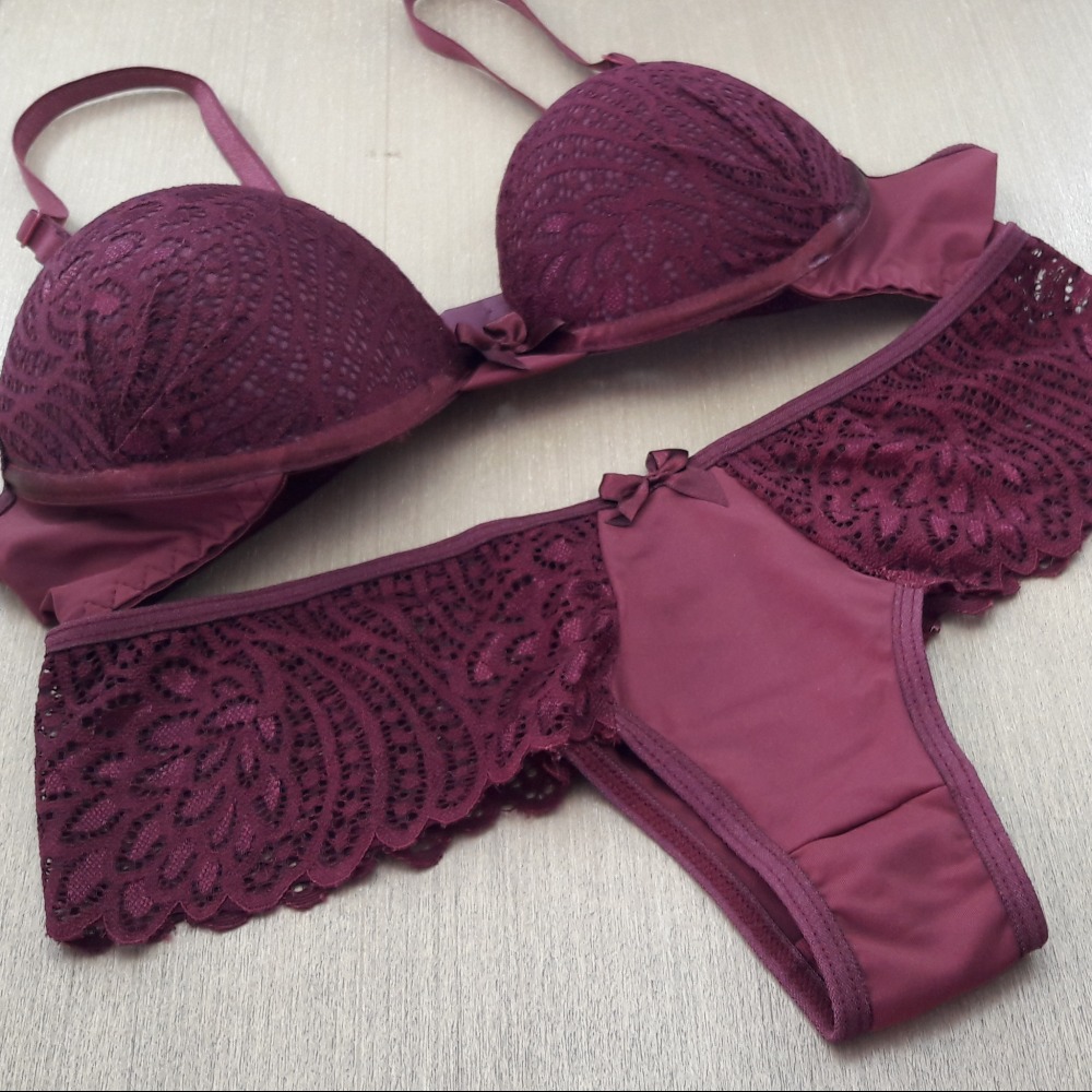 Conjunto Thais Vinho