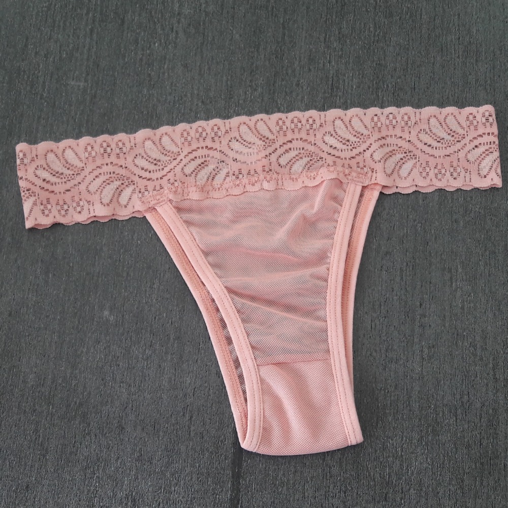 Tanga Ana em Tule Romance