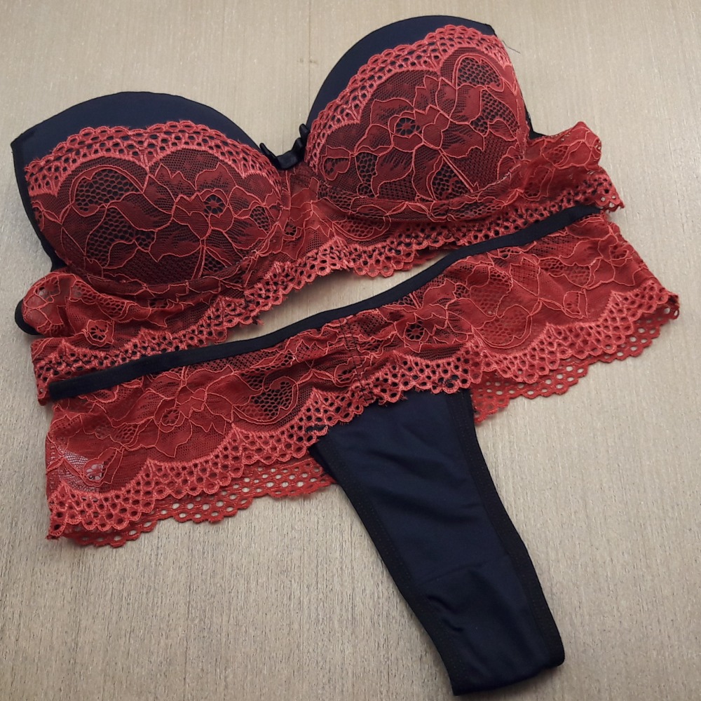 Conjunto Felipa Renda Terra/ Preto