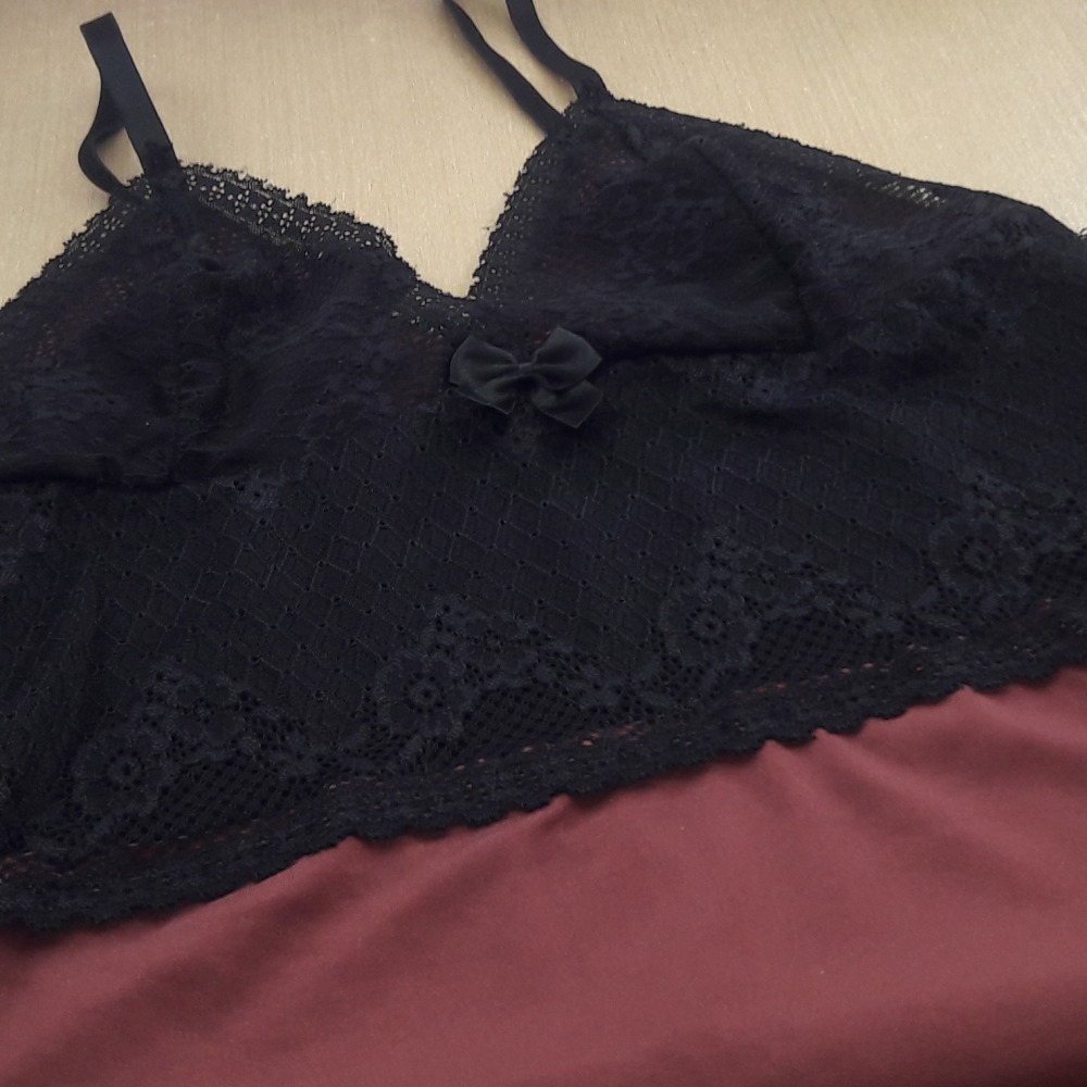 Camisola Luana Vinho/ Preto