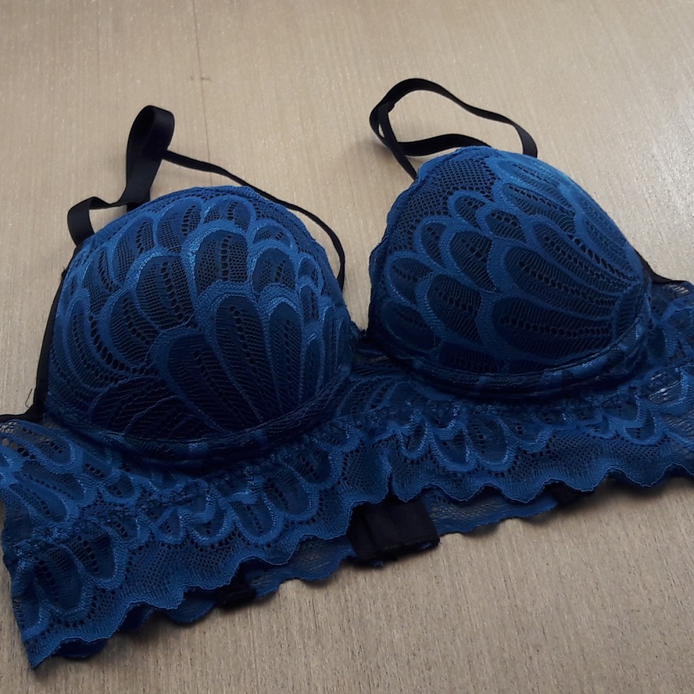 Suti Mirian Azul Atalaia