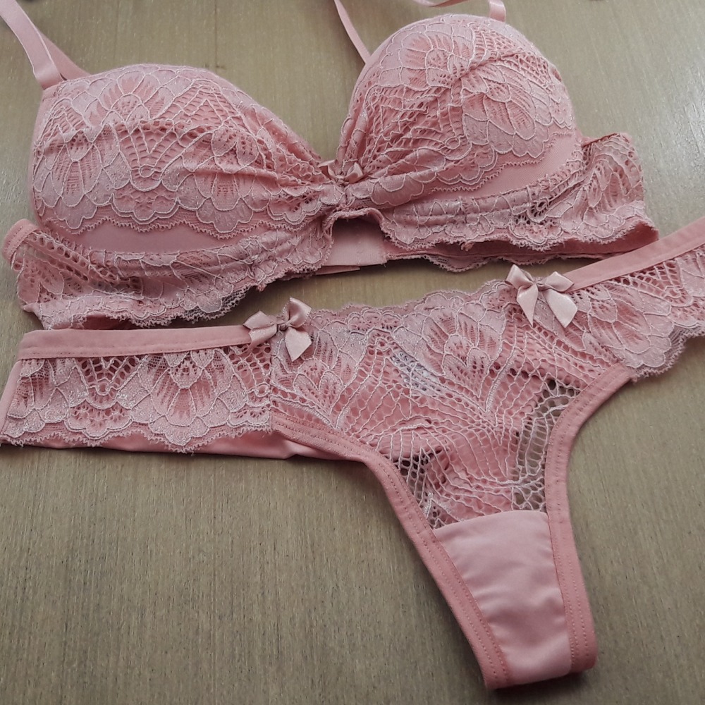 Conjunto Zoe Romance