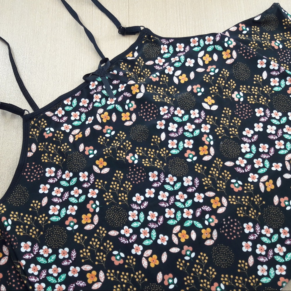 Camisola Confortvel Estampada Preto/ Floral