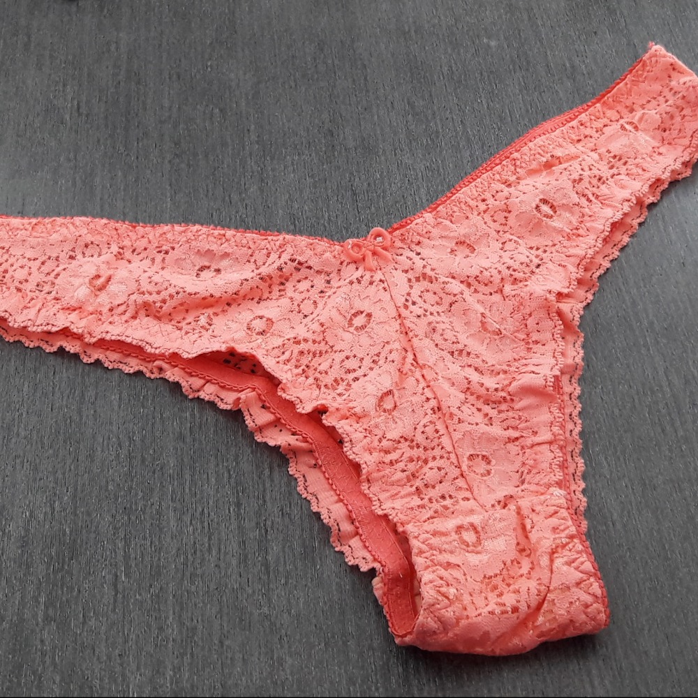 Tanga Rendada Plus Coral