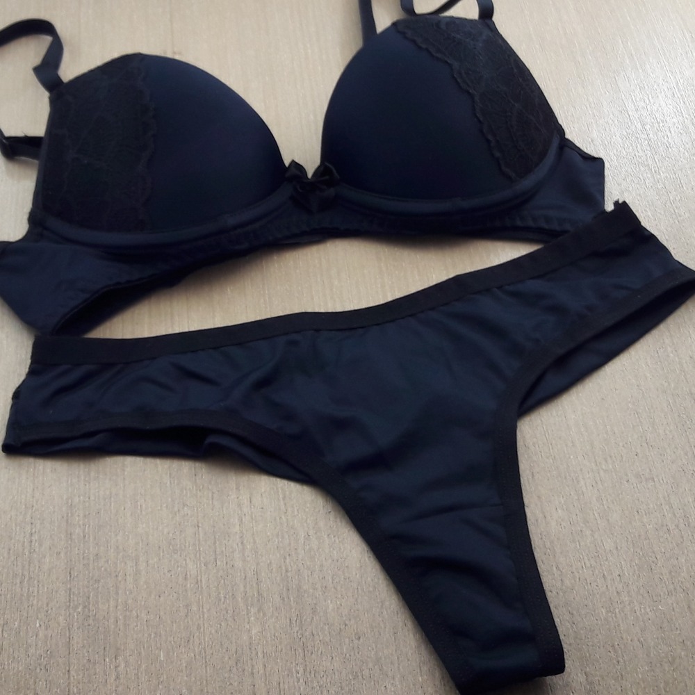 Conjunto Alexia com Bojo em Microfibra Preto