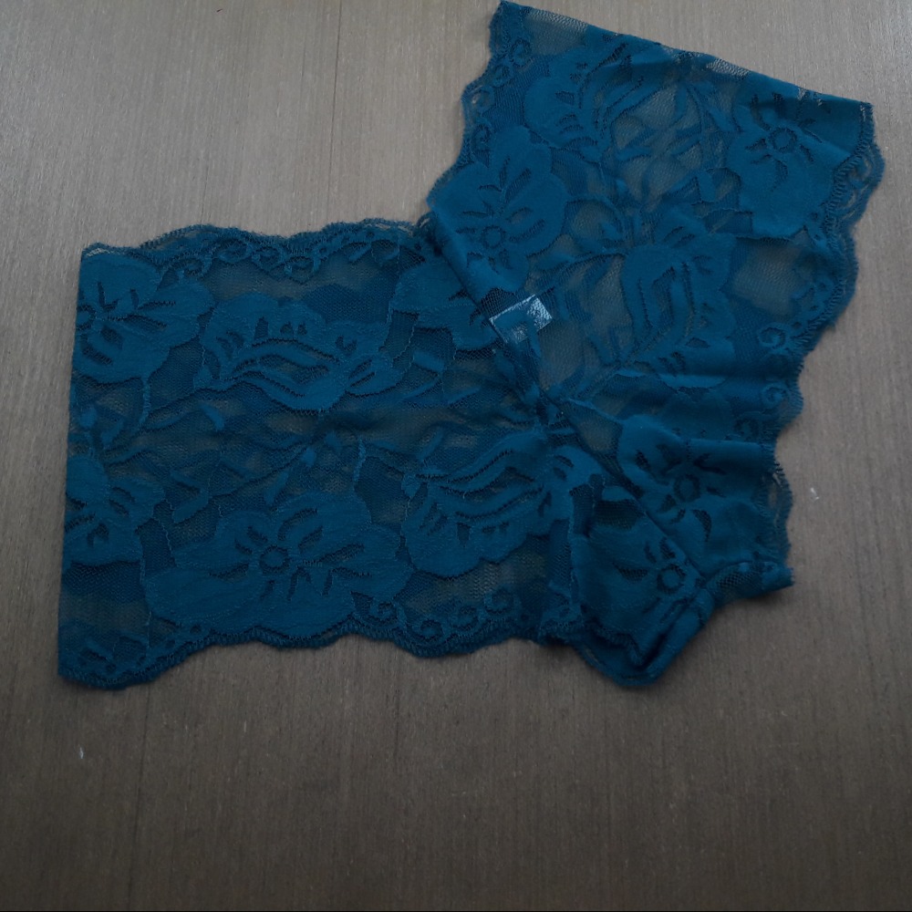 Calcinha Caleon Rendado Verde Pavo