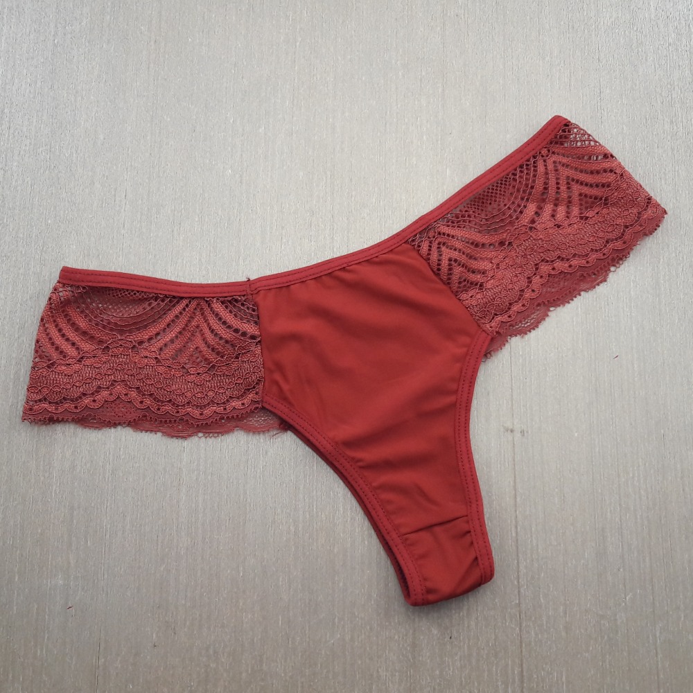 Calcinha com Renda Lateral Terra