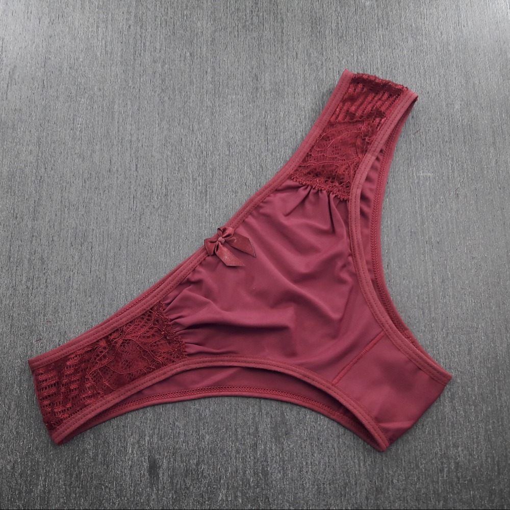 Calcinha Renda Lateral Vinho