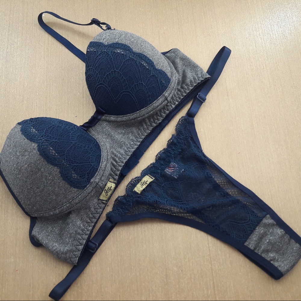 Conjunto Fio com Bojo e Renda Azul Marinho/Mescla