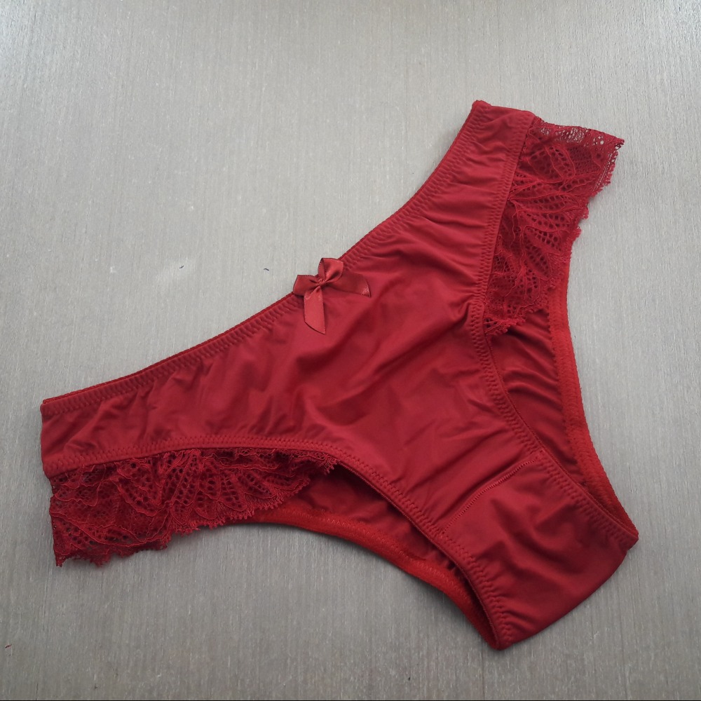 Calcinha em Microfibra e Renda Lateral Rubi