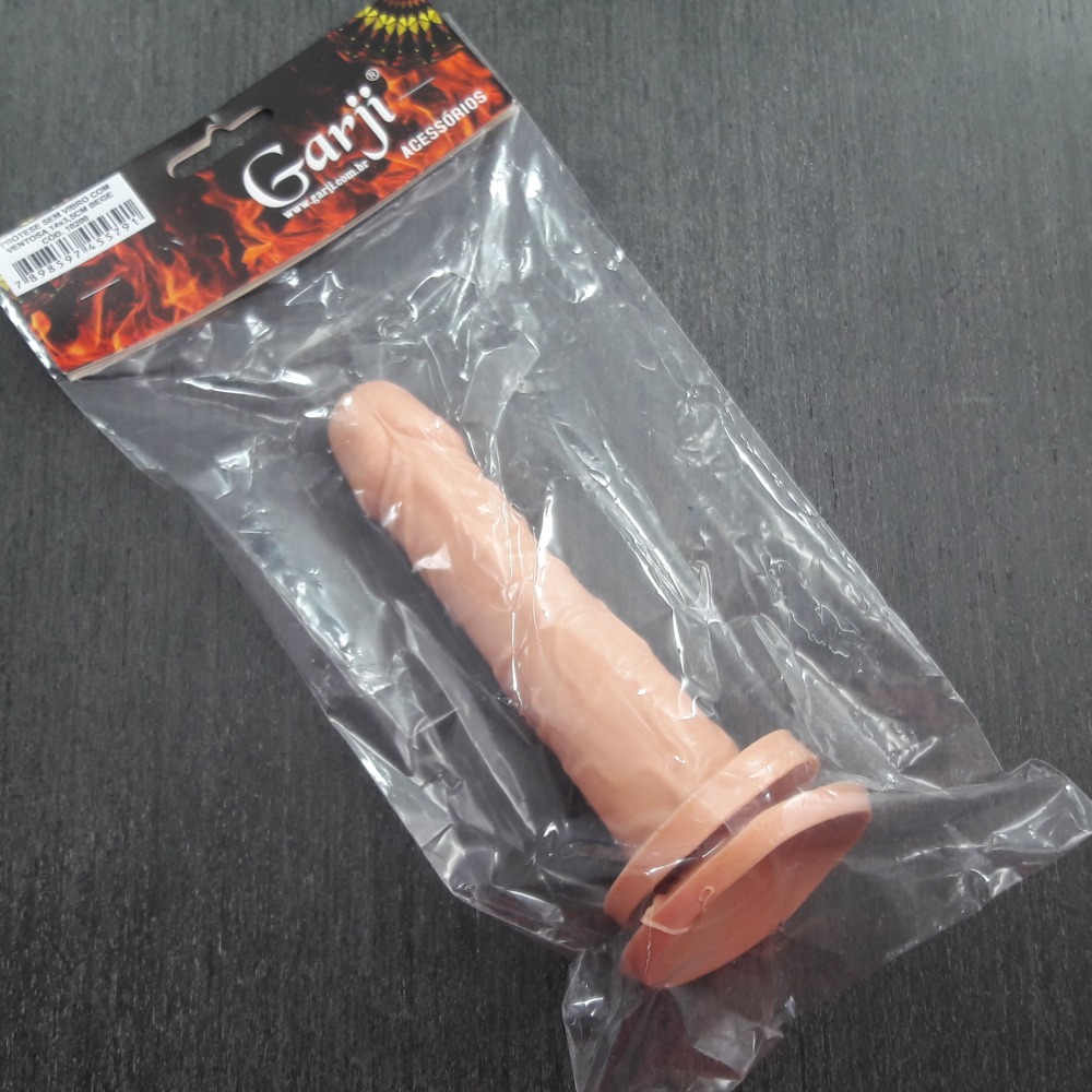 Prtese Realstica com Ventosa 14x3,5 cm Garji Pele 14x3,5