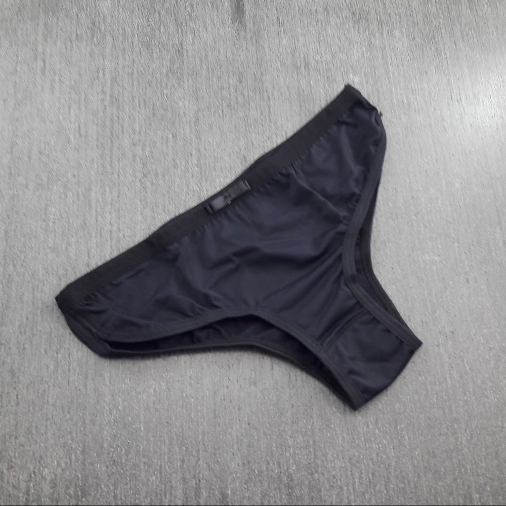 Cala Avulsa Detalhe Lateral Preto