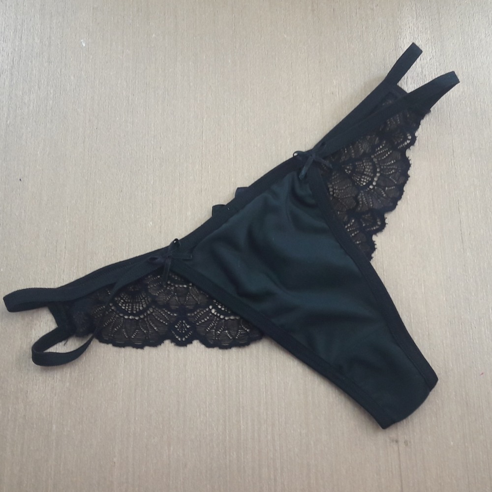 Tanga Fio Renda e Lao Preto