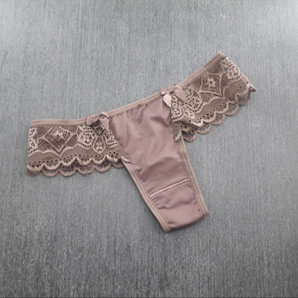 Tanga Fio Dental Renda Lateral Castanho