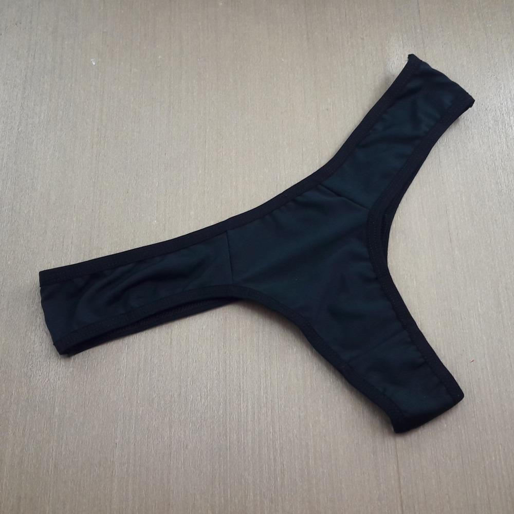 Tanga Bsica em Polister Preto