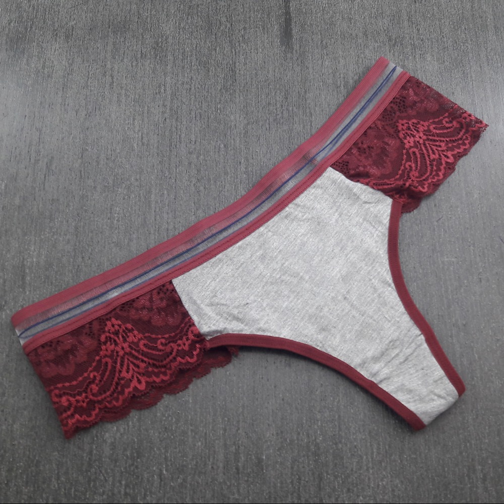 Tanga Cavada com Renda Lateral Vis Vinho