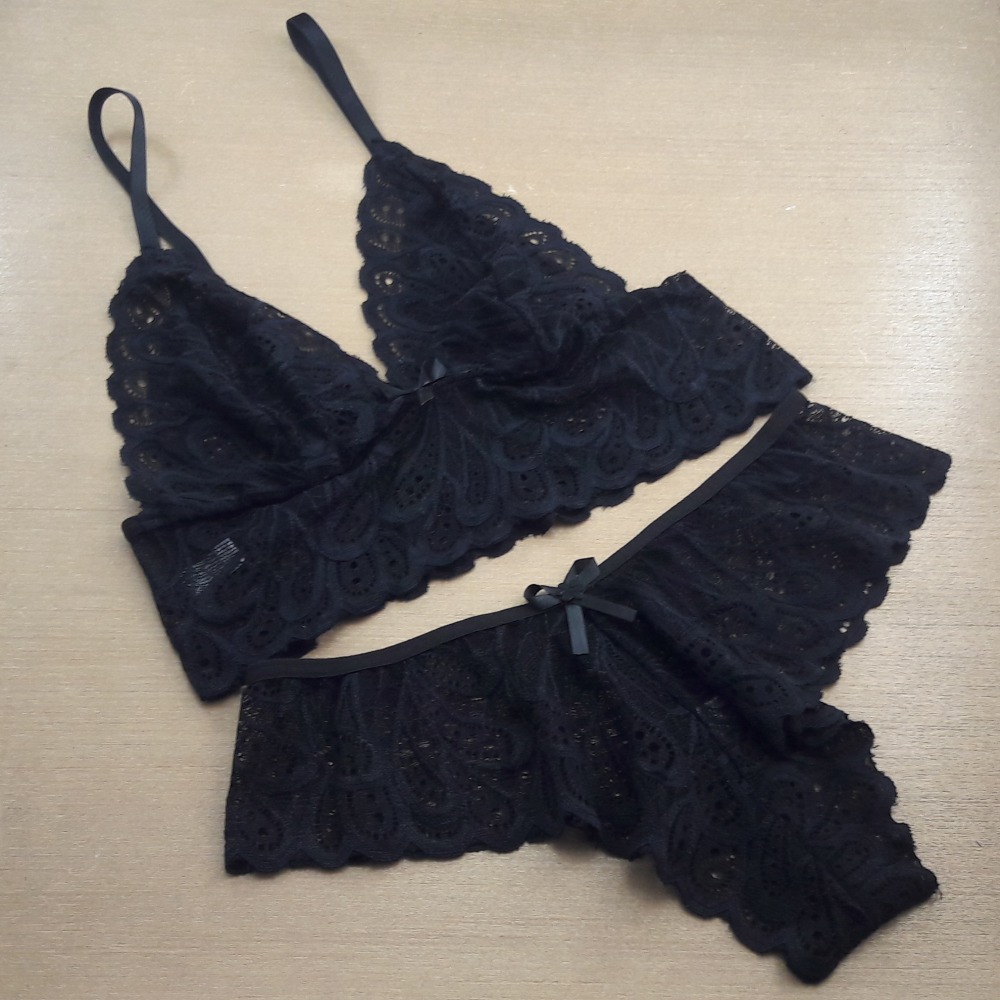 Conjunto Rendado sem Bojo Preto