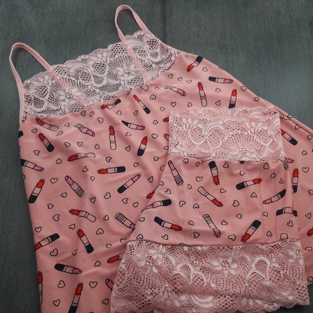 Short Doll Bia  Romance Batom