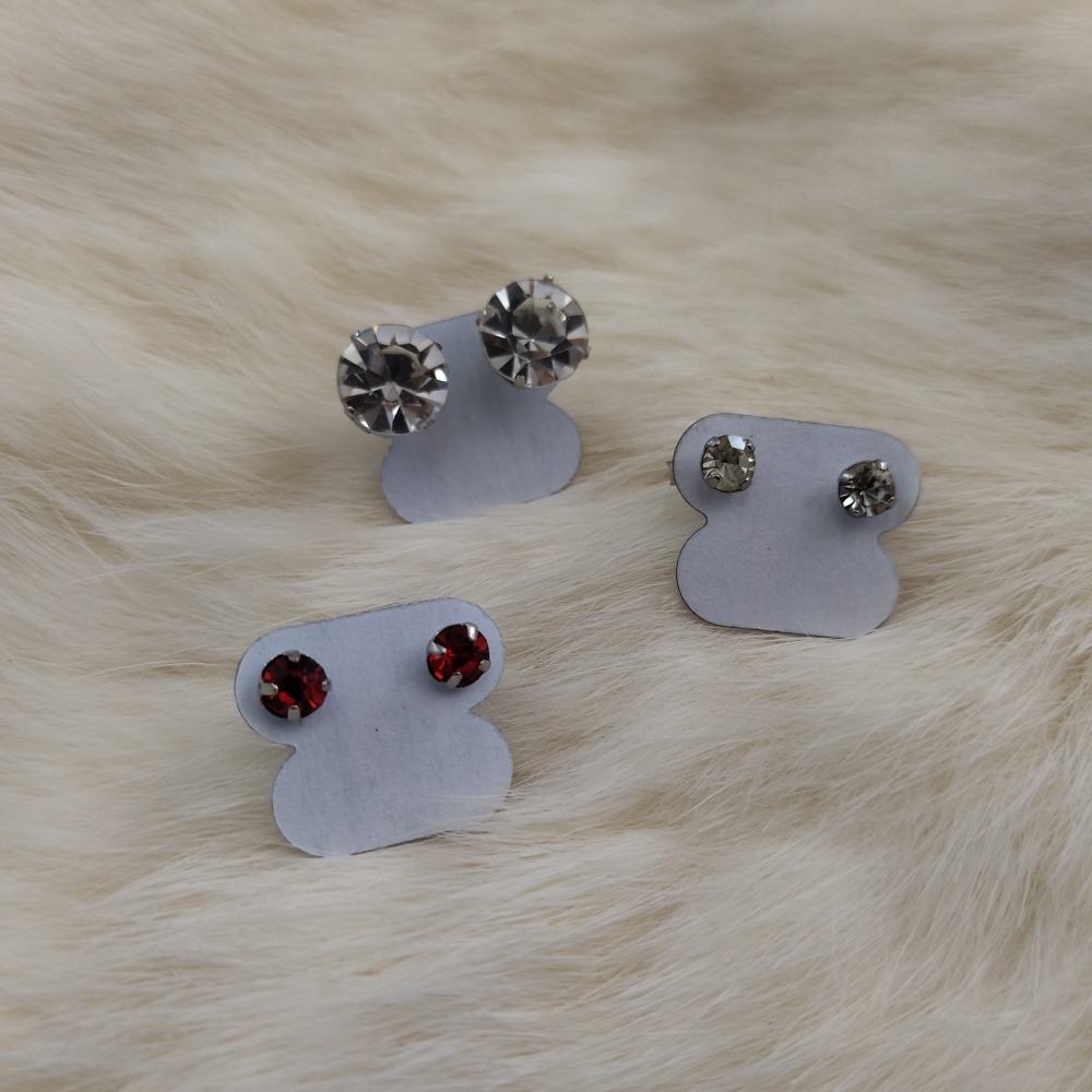 Kit com 3 Pares Brincos de Ponto de Luz Sortidos