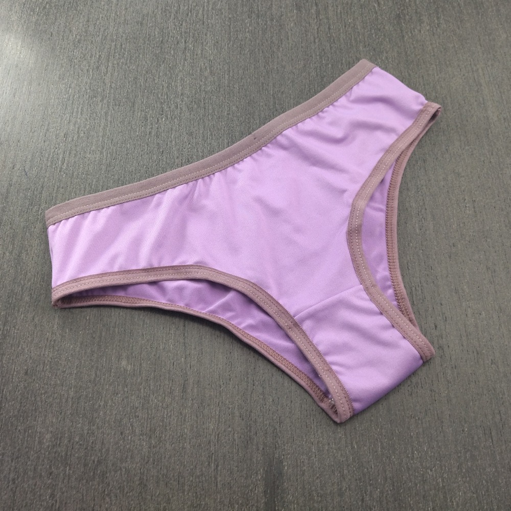 Calcinha Bsica em Microfibra de Polister Vis Orqudea/Fantstico