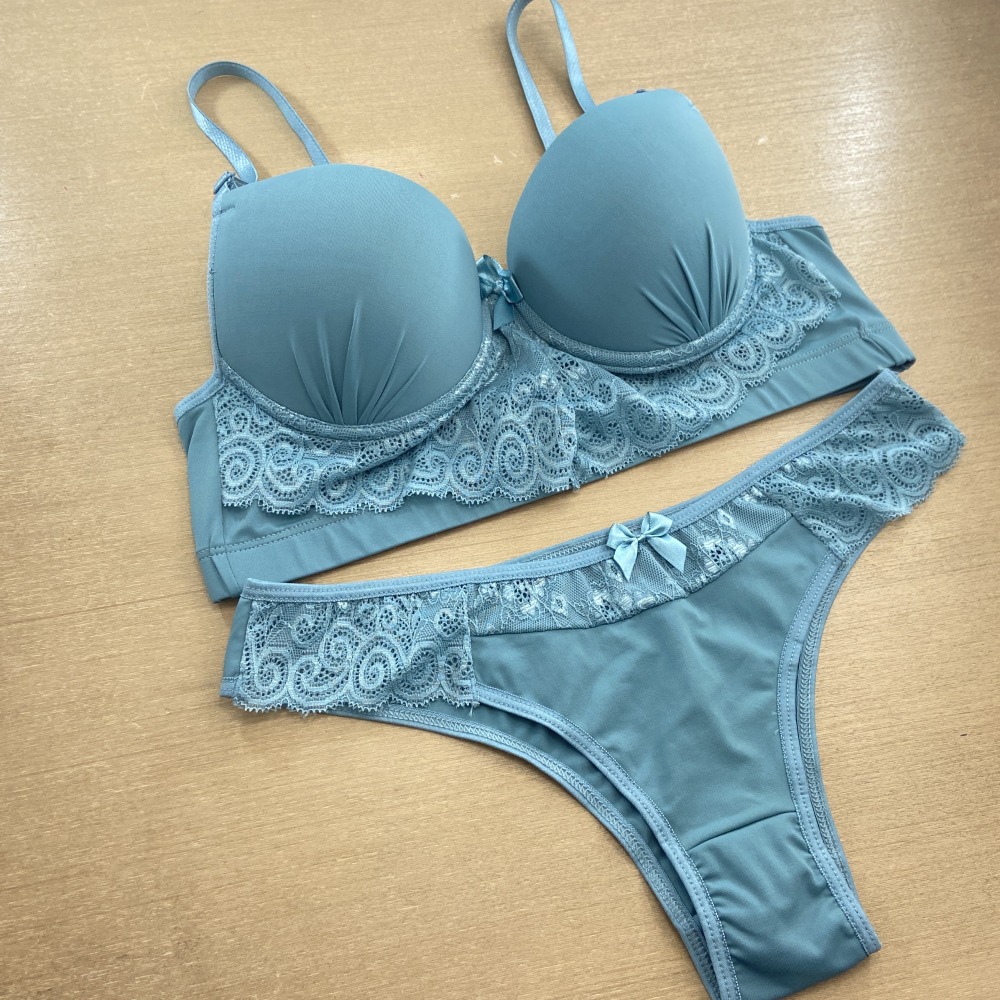 Conjunto com Bojo e Pala Larga Sanremo