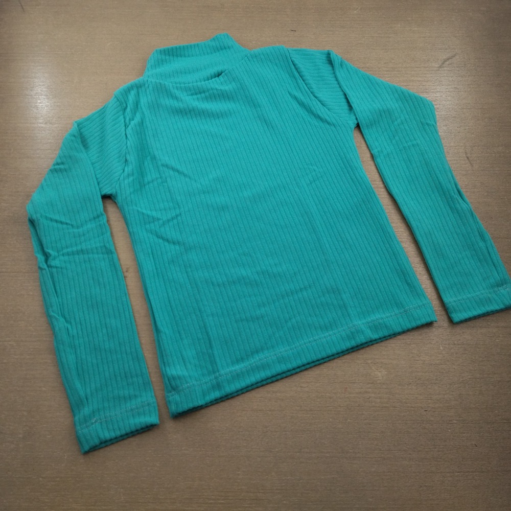 Blusa Infantil de Gola Feminina Verde Hortel