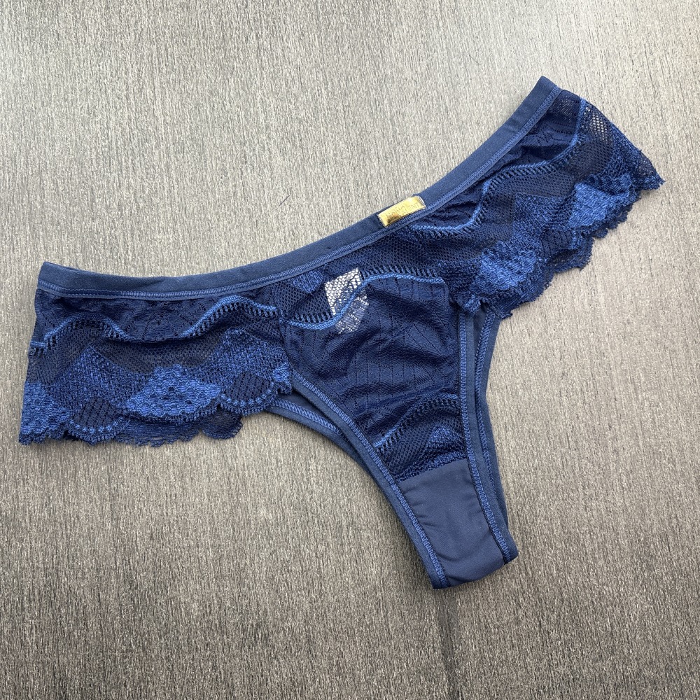 Tanga Fio Renda Azul Marinho
