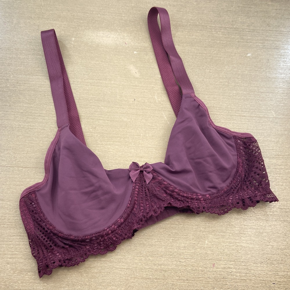 Sutiã sem Bojo com Arco e Renda Vinho Sutiã sem Bojo com Arco e Renda Vinho