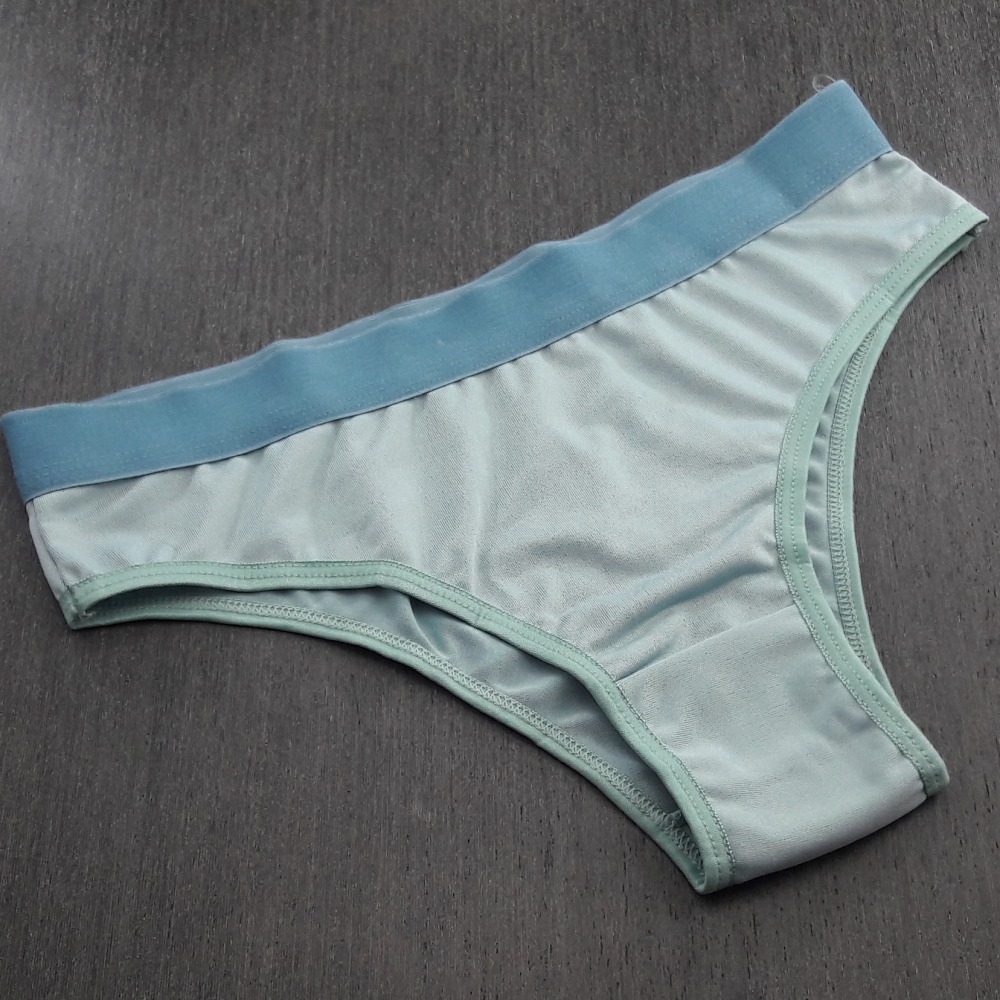 Calcinha Orean em Microfibra de Poliéster Erva Doce Calcinha Orean em Microfibra de Poliéster Erva Doce