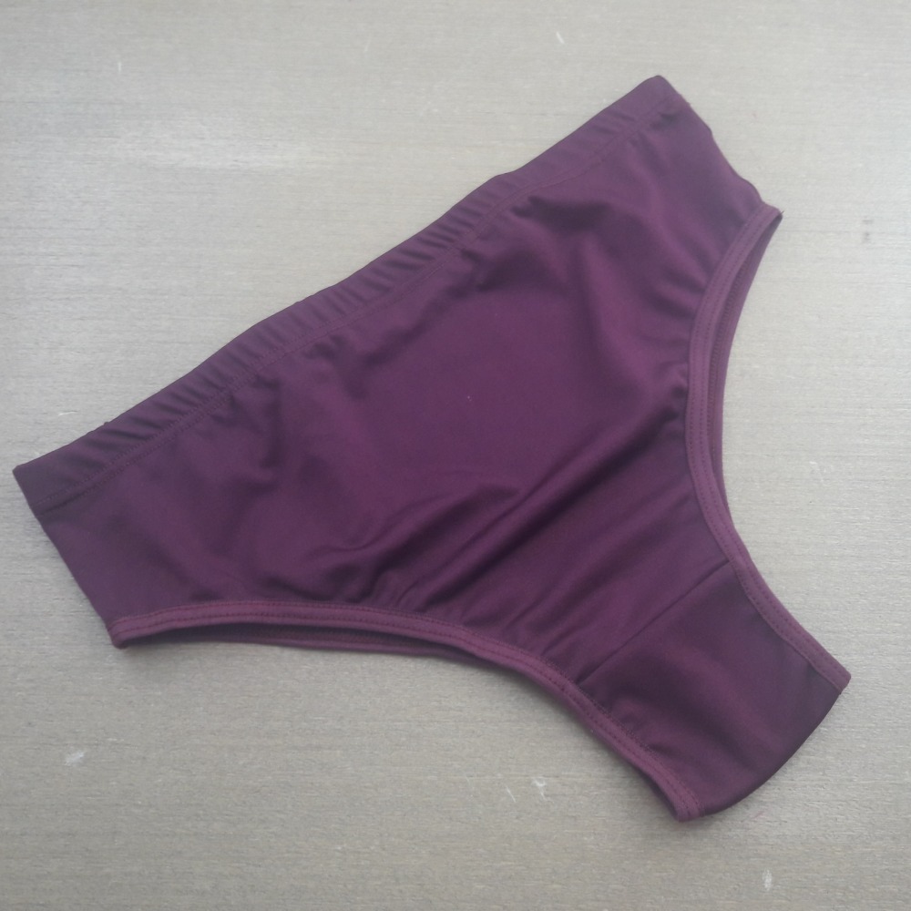 Tanga Bsica Confortvel com Elstico Embutido Vinho