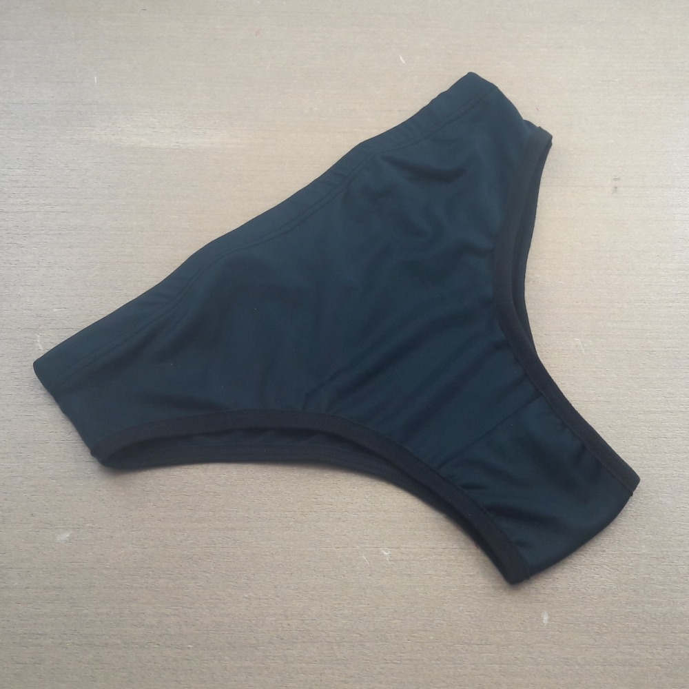 Tanga Bsica Confortvel com Elstico Embutido Preto