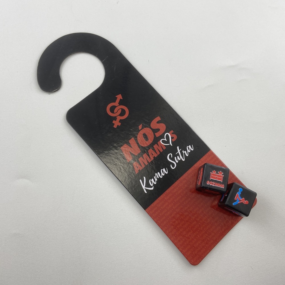 Par de Dados Kama Sutra Htero e Aviso de Porta Diverso ao Cubo Kama Sutra