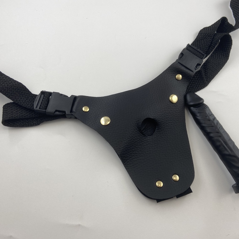 Cinta Peniana em Couro Sinttico Prtese Pnis Realstico 13x2,3cm Soulsex Preto