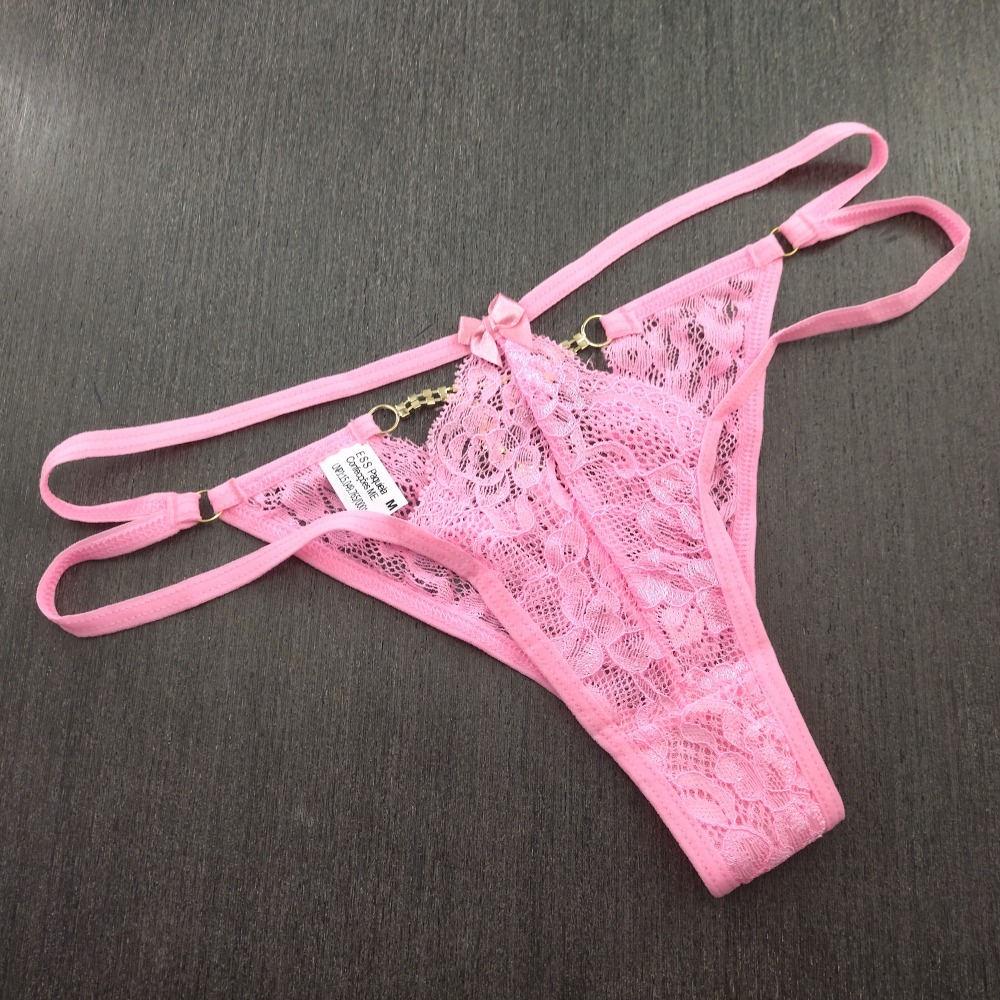 Tanga Rendada e Biju no Cofrinho Rosa Pantera