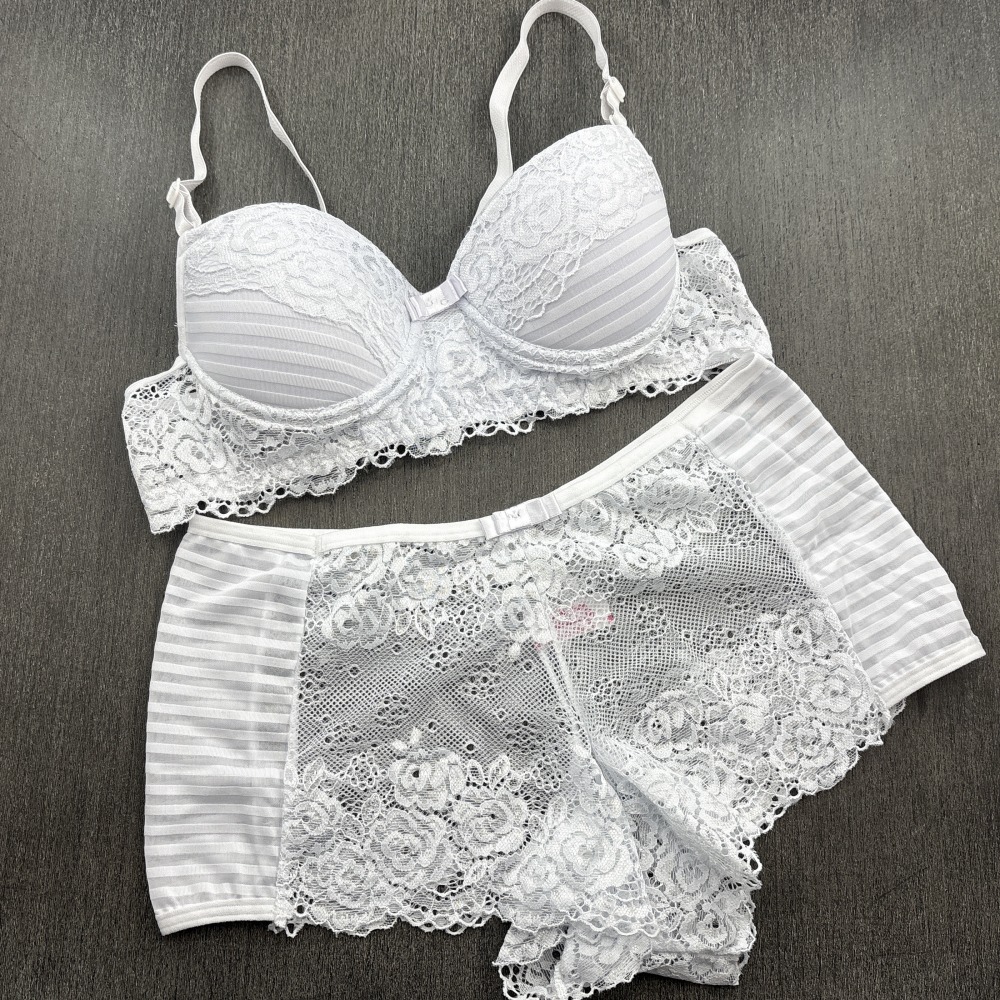 Conjunto Caleon com Bojo e Renda Branco