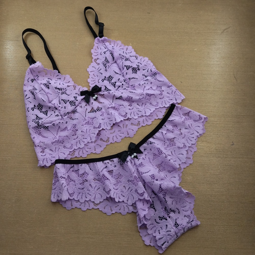 Conjunto Lorena Lavanda / Viés Preto Conjunto Lorena Lavanda / Viés Preto