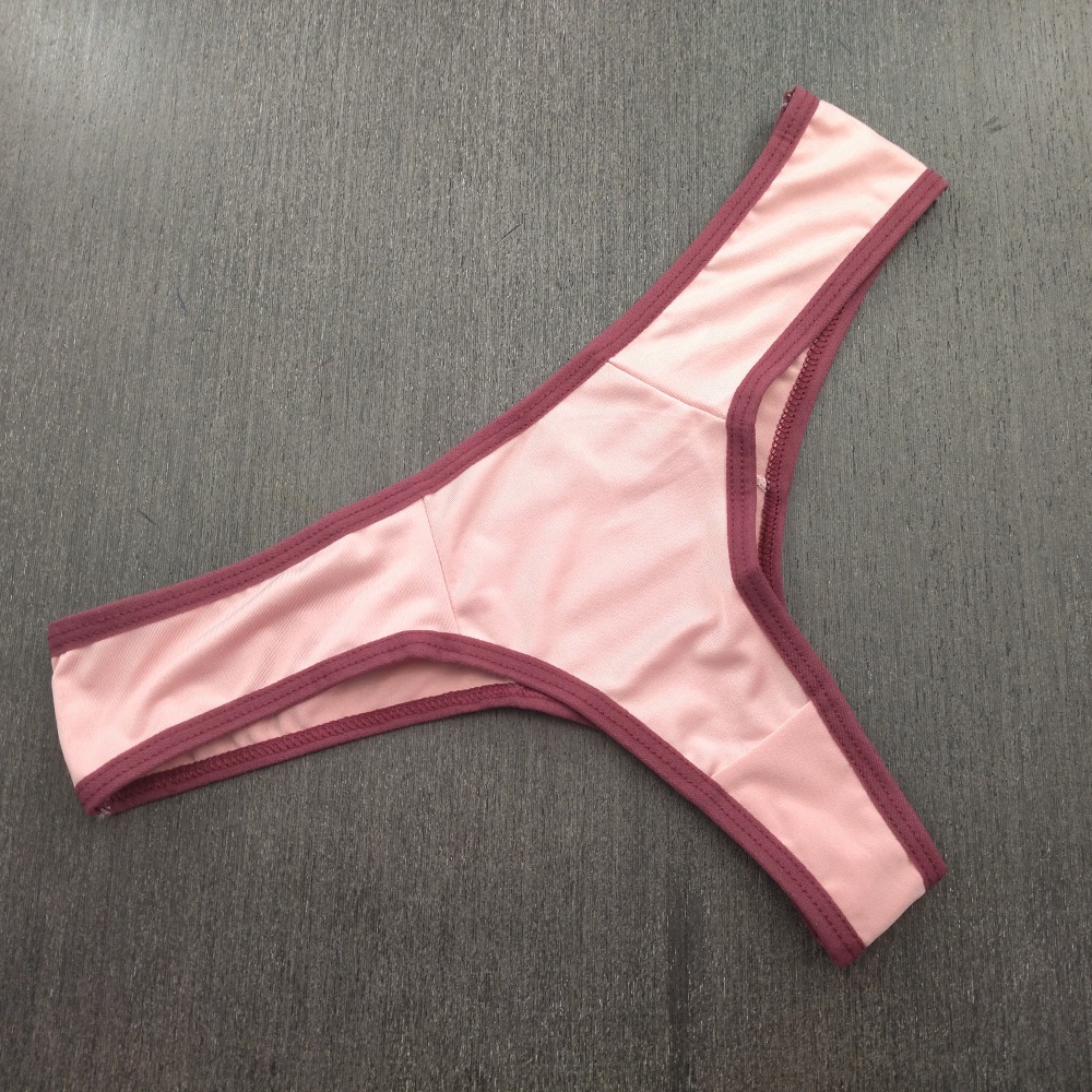 Tanga Bsica em Polister Vis Vinho/ Romance