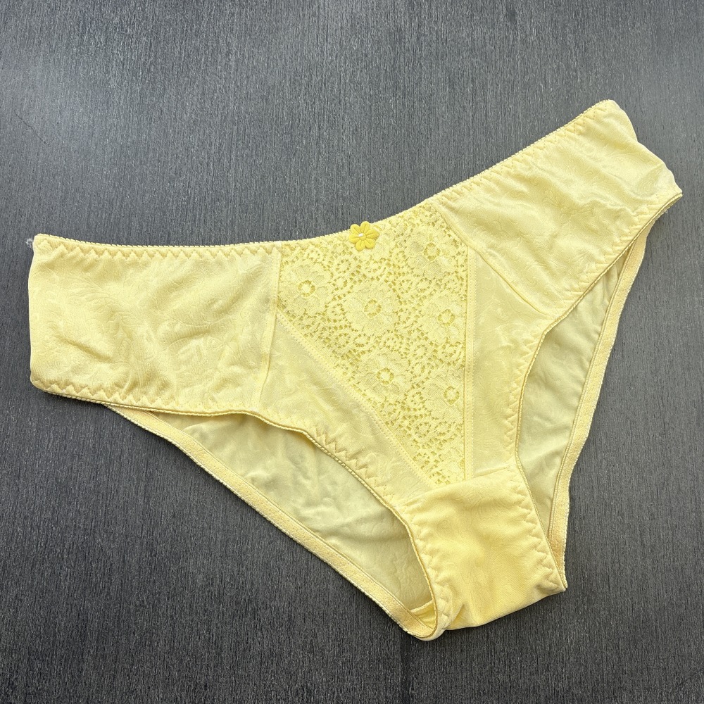 Cala Forrada Plus Size Amarelo