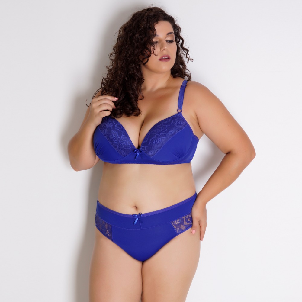 Conjunto Plus Size Detalhes em Renda 