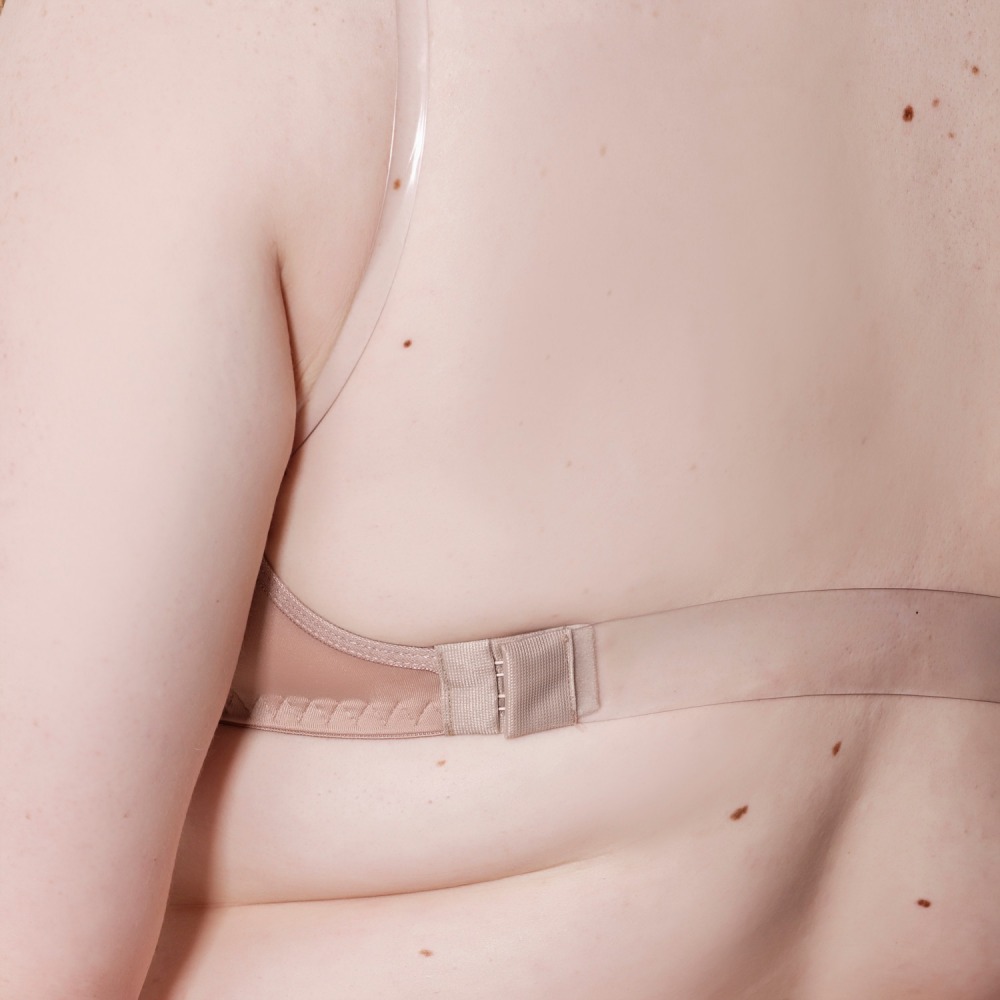 Suti Costas Nua Plus Size