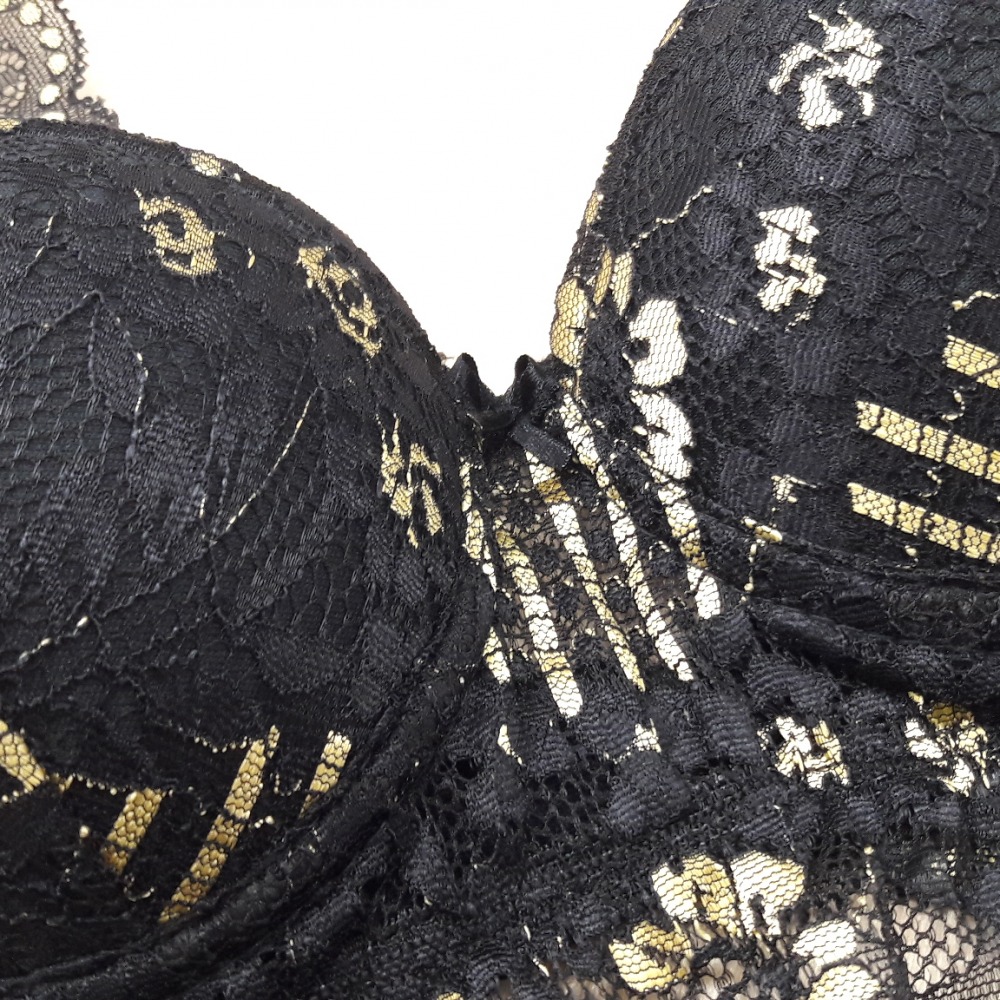 Conjunto Renda Dourada