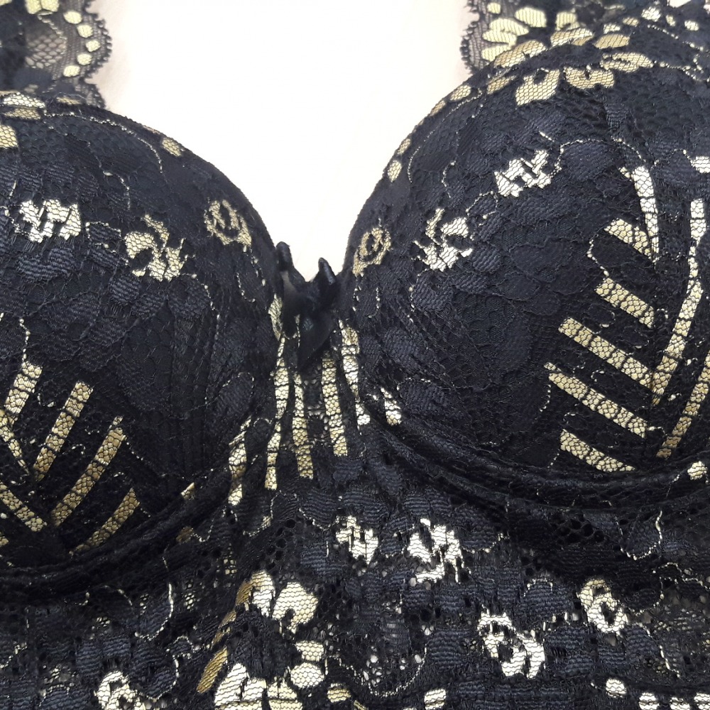 Camisola Renda Dourada com Tule