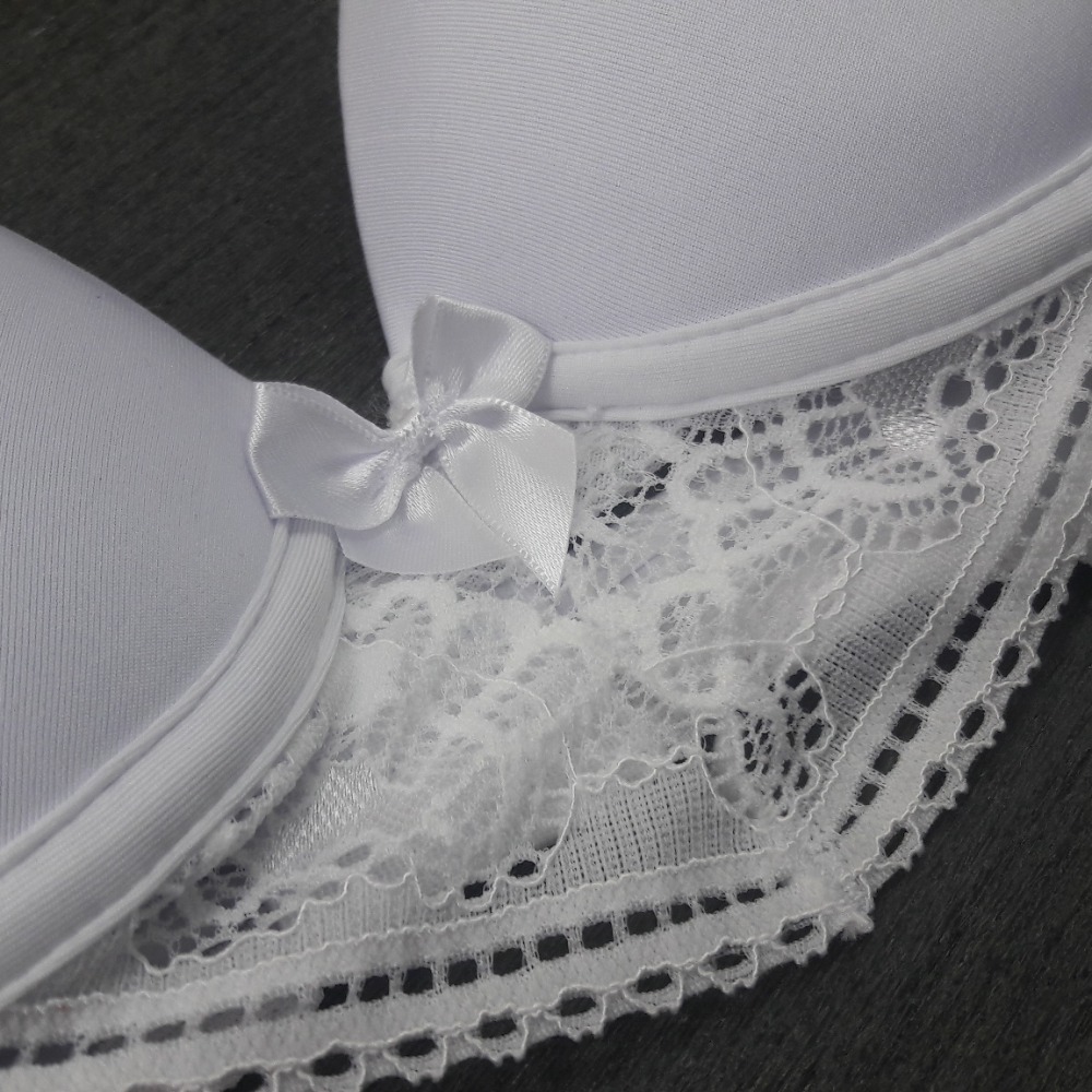 Conjunto em Microfibra Lisa e Renda