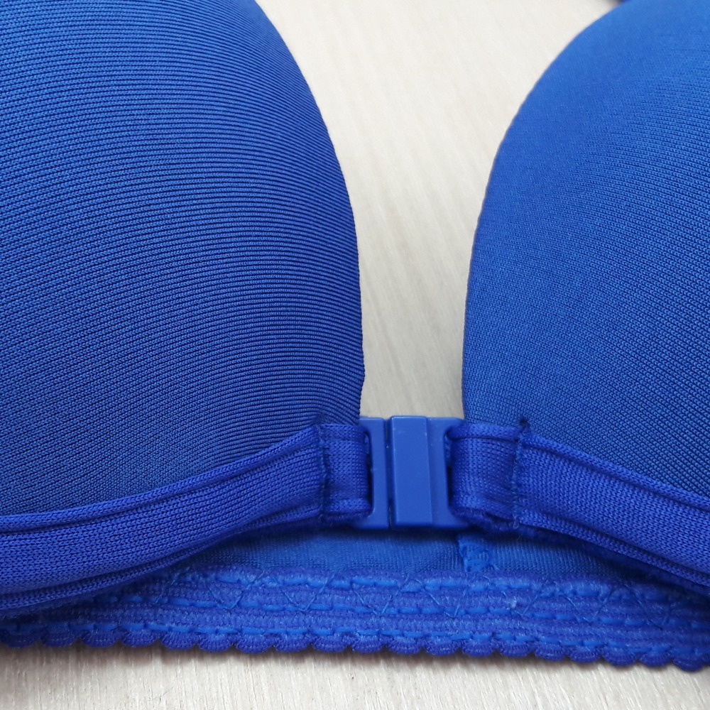 Conjunto em Microfibra com Fechamento Frontal 