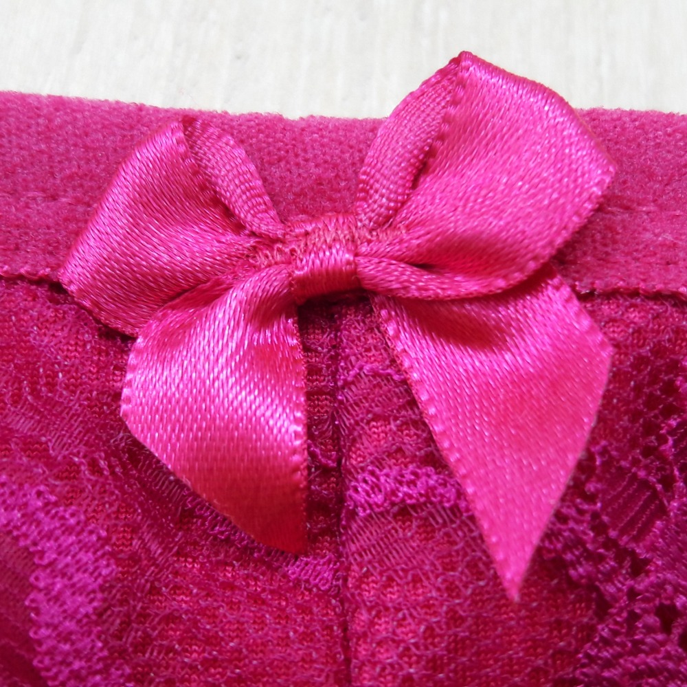 Calcinha em Microfibra com Detalhe em Renda