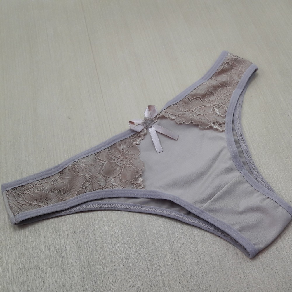 Calcinha Em Microfibra Detalhe Em Renda
