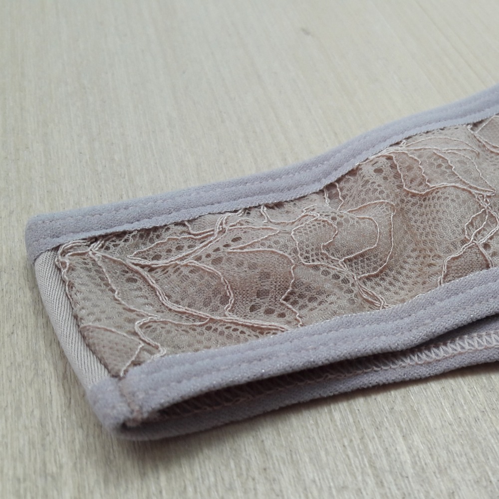 Calcinha Em Microfibra Detalhe Em Renda